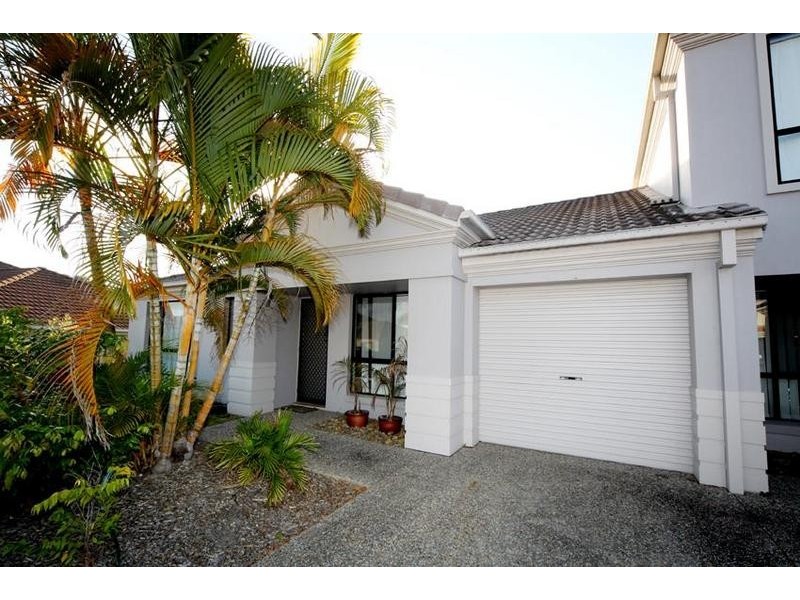 @/ 8 Ghilgai Road, Merrimac QLD 4226