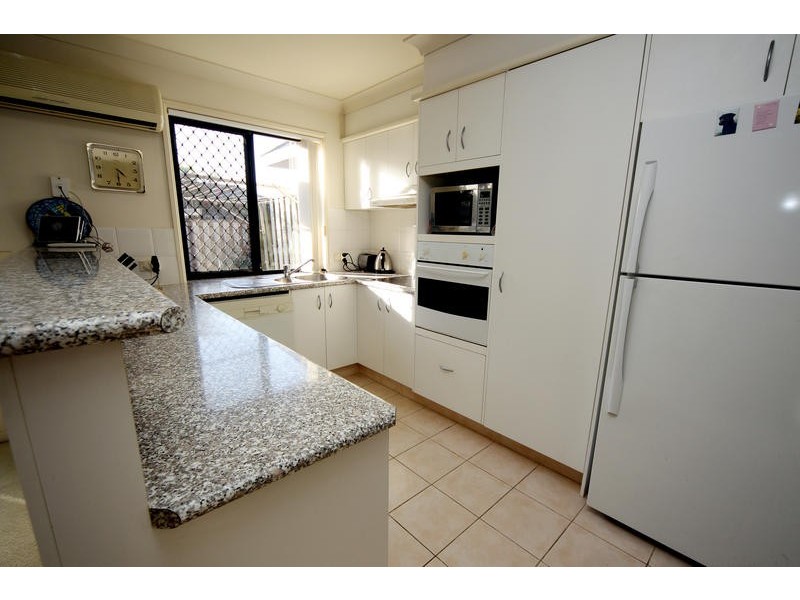 @/ 8 Ghilgai Road, Merrimac QLD 4226