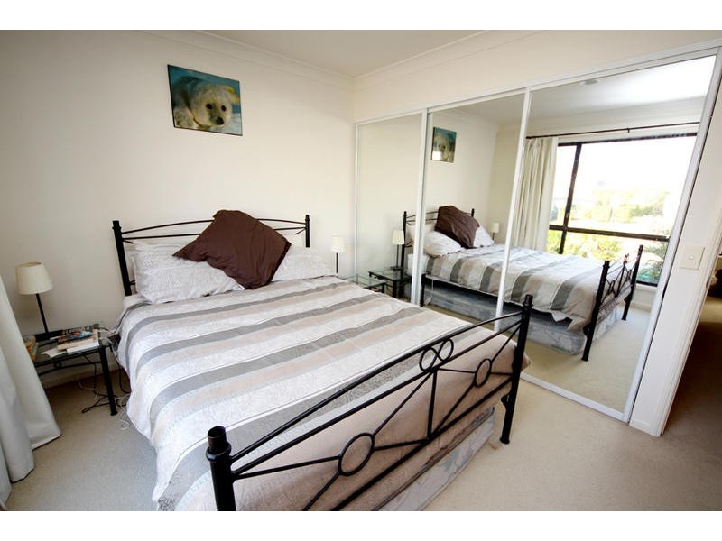 @/ 8 Ghilgai Road, Merrimac QLD 4226
