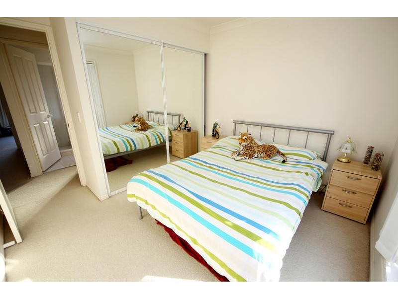 @/ 8 Ghilgai Road, Merrimac QLD 4226