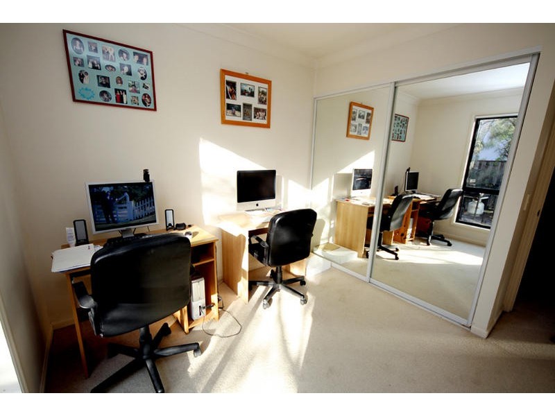 @/ 8 Ghilgai Road, Merrimac QLD 4226