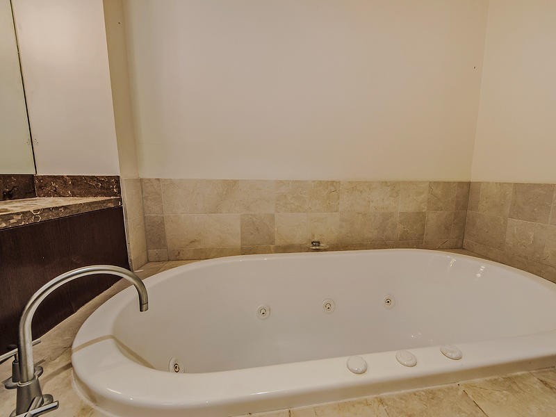 3/ 601 Glades Drive, Robina QLD 4226