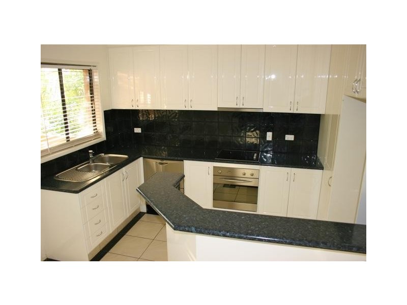 1/ 3 Glasshouse Drive, Varsity Lakes QLD 4227