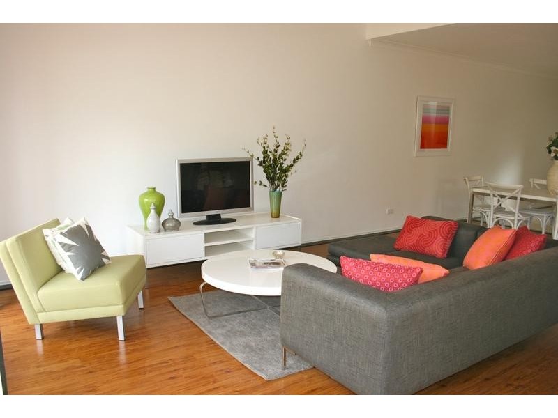 1/ 3 Glasshouse Drive, Varsity Lakes QLD 4227