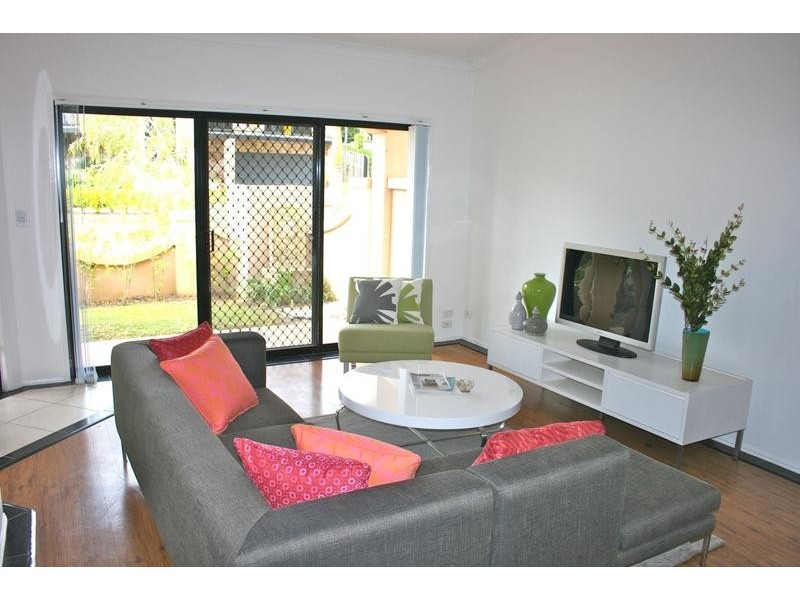 1/ 3 Glasshouse Drive, Varsity Lakes QLD 4227