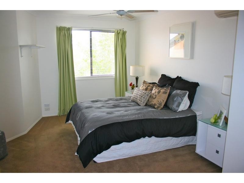 1/ 3 Glasshouse Drive, Varsity Lakes QLD 4227