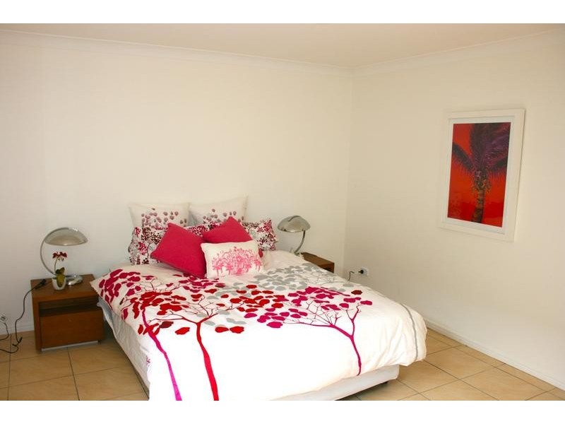 1/ 3 Glasshouse Drive, Varsity Lakes QLD 4227