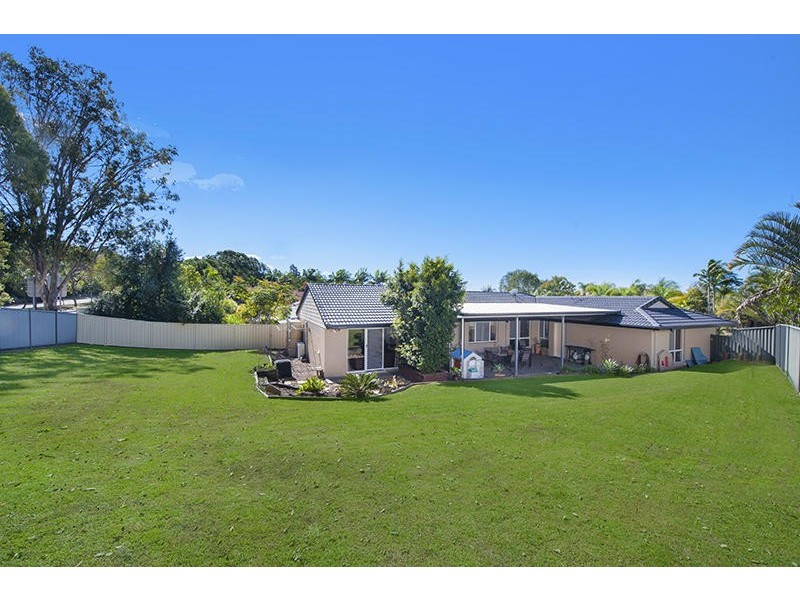 20 Glen Iris Place, Robina QLD 4226