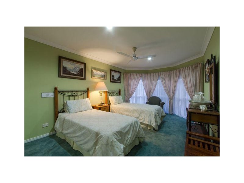 129 Glenmore Drive, Bonogin QLD 4213