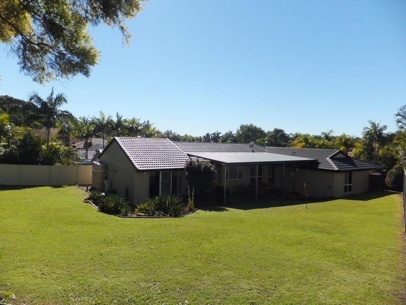 20 Glen Iris Place, Robina QLD 4226