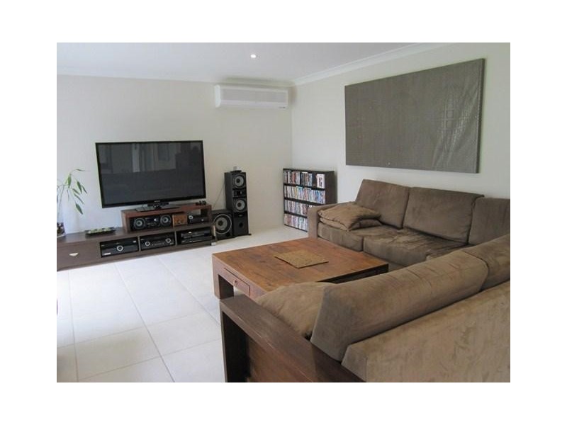 20 Glen Iris Place, Robina QLD 4226