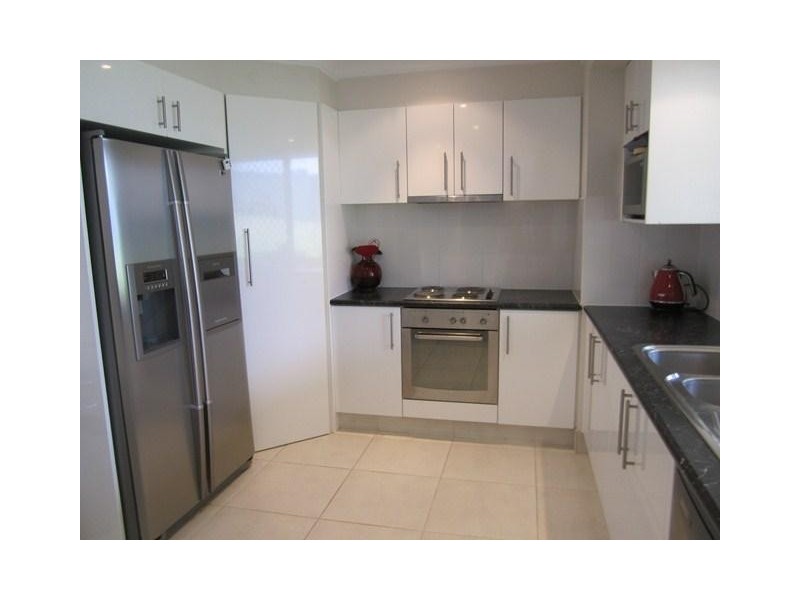 20 Glen Iris Place, Robina QLD 4226