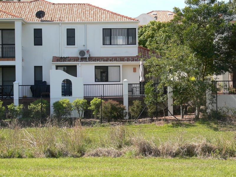 22 Glenside Drive, Robina QLD 4226