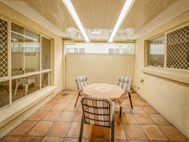 4 Glenalta Place, Robina QLD 4226