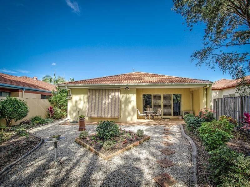 4 Glenalta Place, Robina QLD 4226