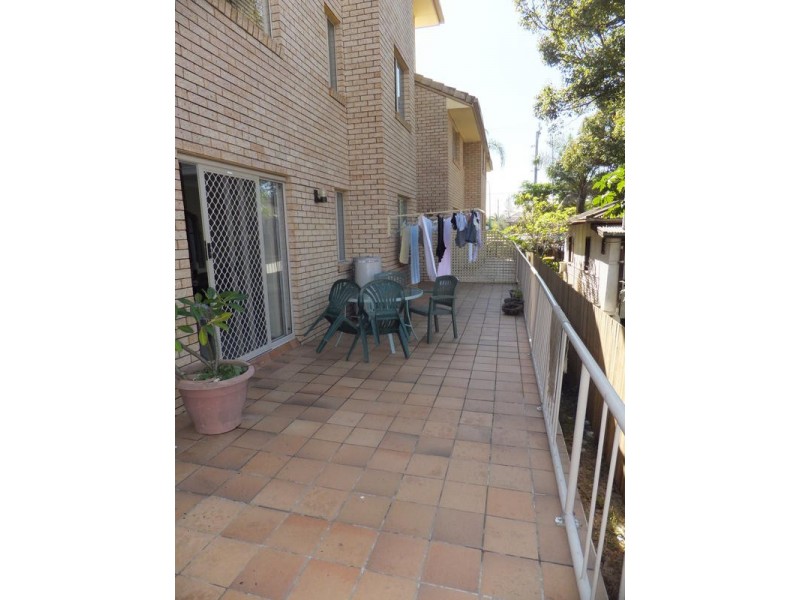 2/ 2032 Gold Coast Highway, Miami QLD 4220