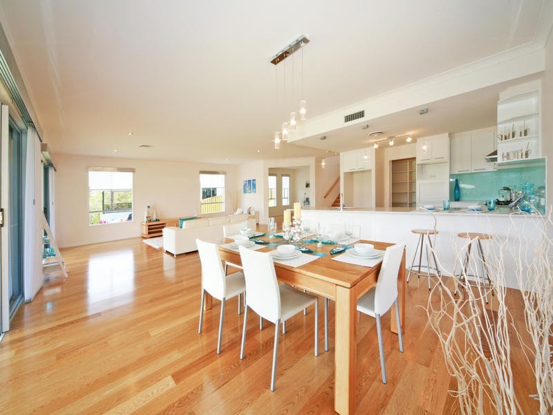 6 Grampian Court, Reedy Creek QLD 4227