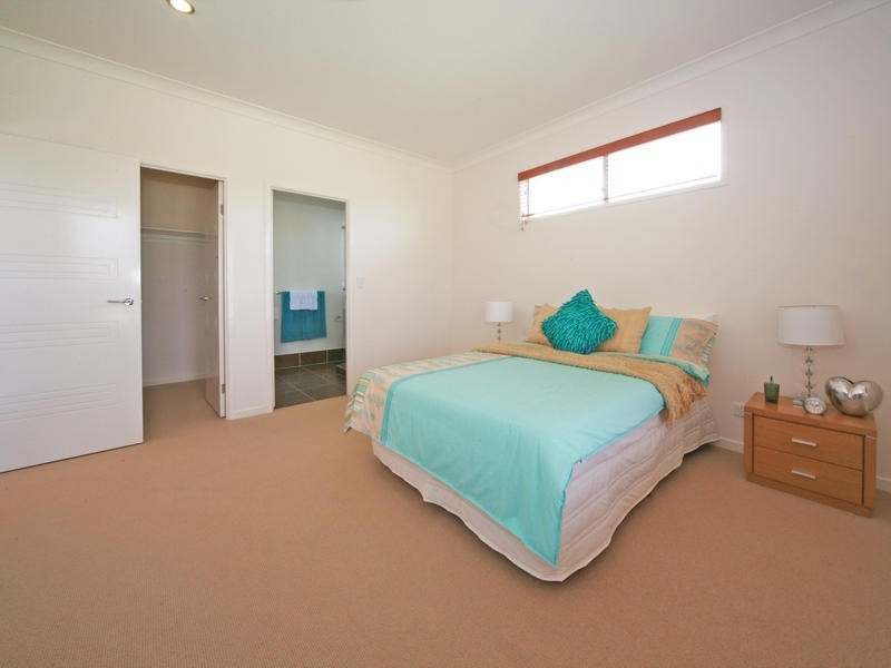 6 Grampian Court, Reedy Creek QLD 4227