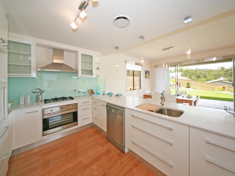 6 Grampian Court, Reedy Creek QLD 4227