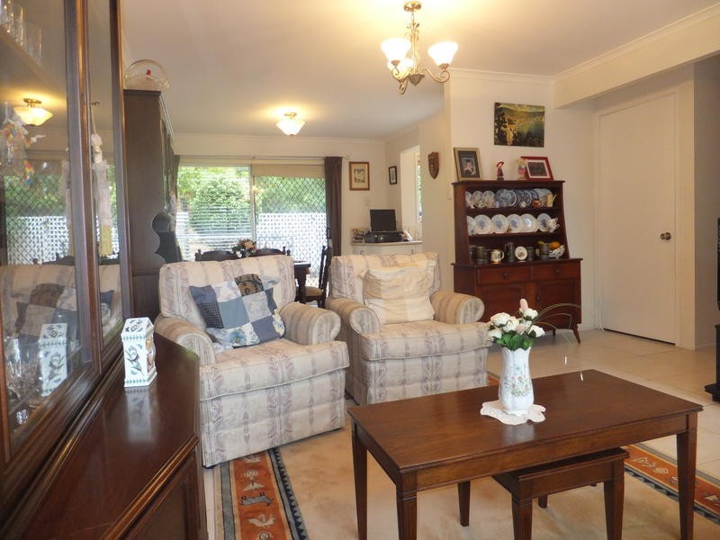 17/ 5 Greenlands Drive, Varsity Lakes QLD 4227