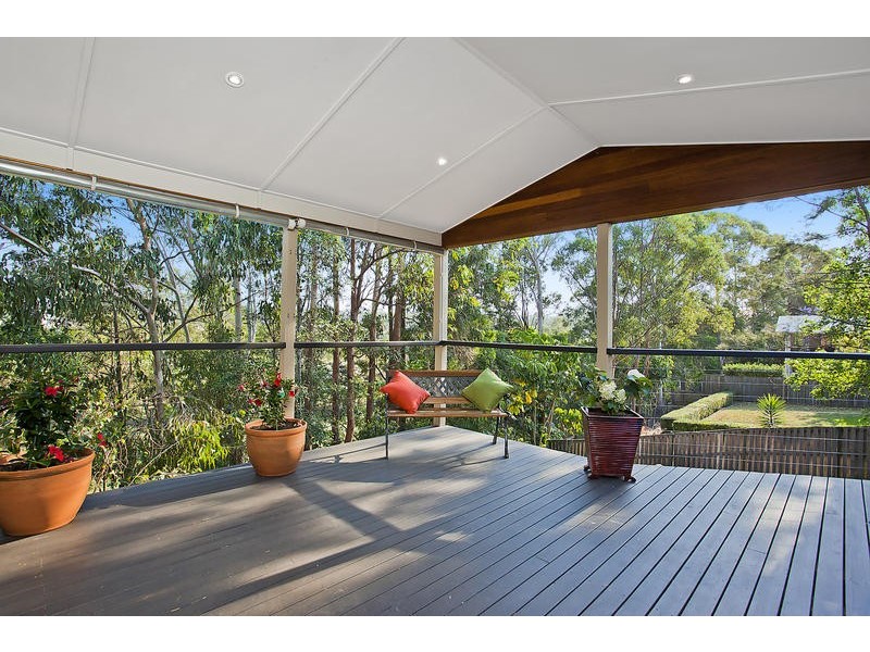 27 Grenaside Court, Robina QLD 4226