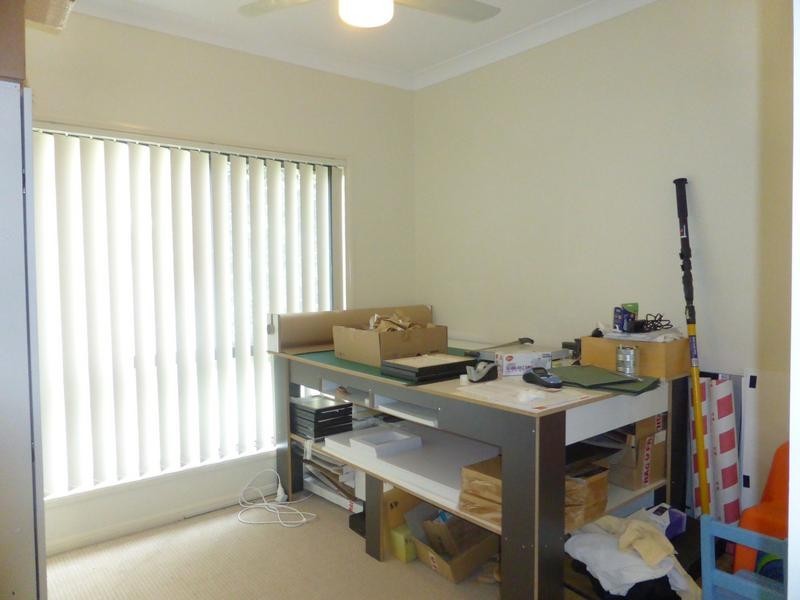 4 Grenada Court, Varsity Lakes QLD 4227