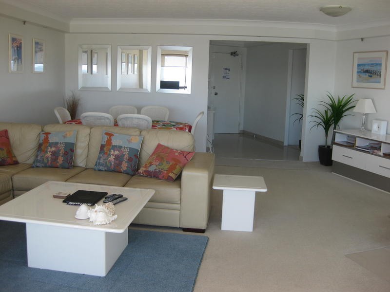 121/ 45 Hayle Street, Burleigh Heads QLD 4220