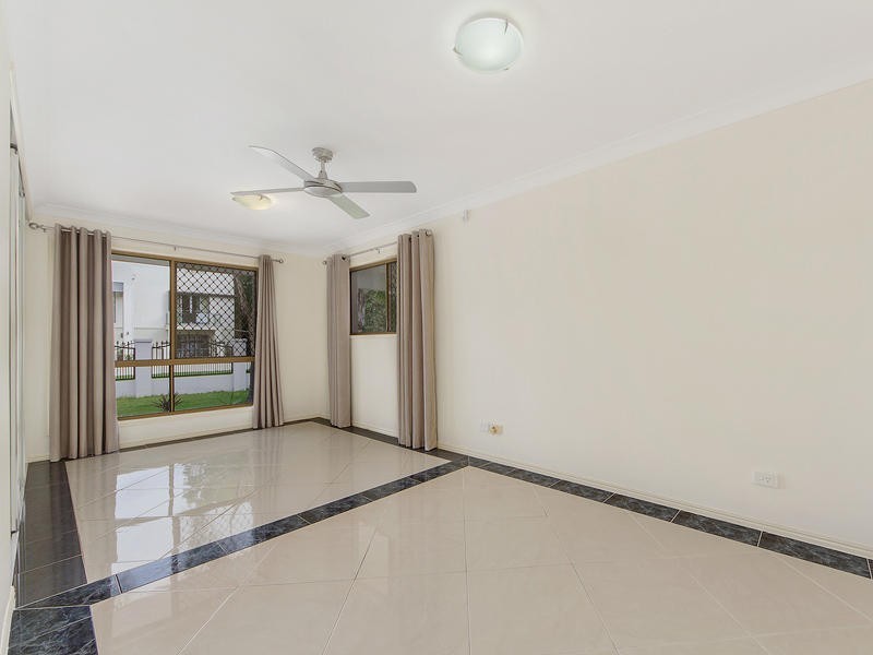 2 Heidelberg Circuit, Robina QLD 4226