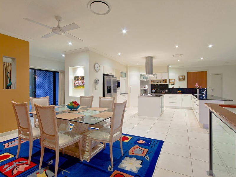 34 Hewson Court, Mudgeeraba QLD 4213