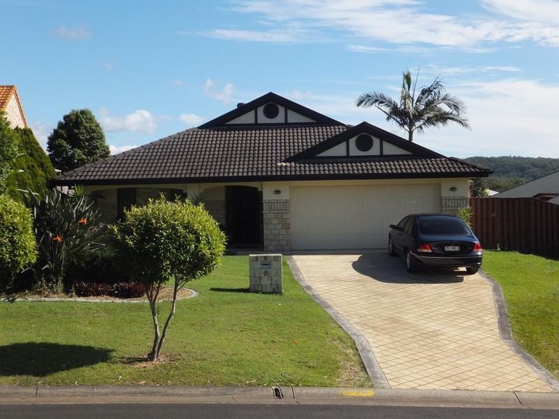 19 Hibertia Avenue, Elanora QLD 4221