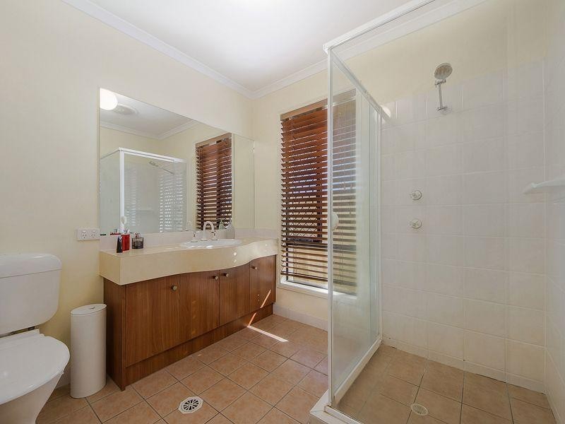 13 Highview Place, Parkwood QLD 4214