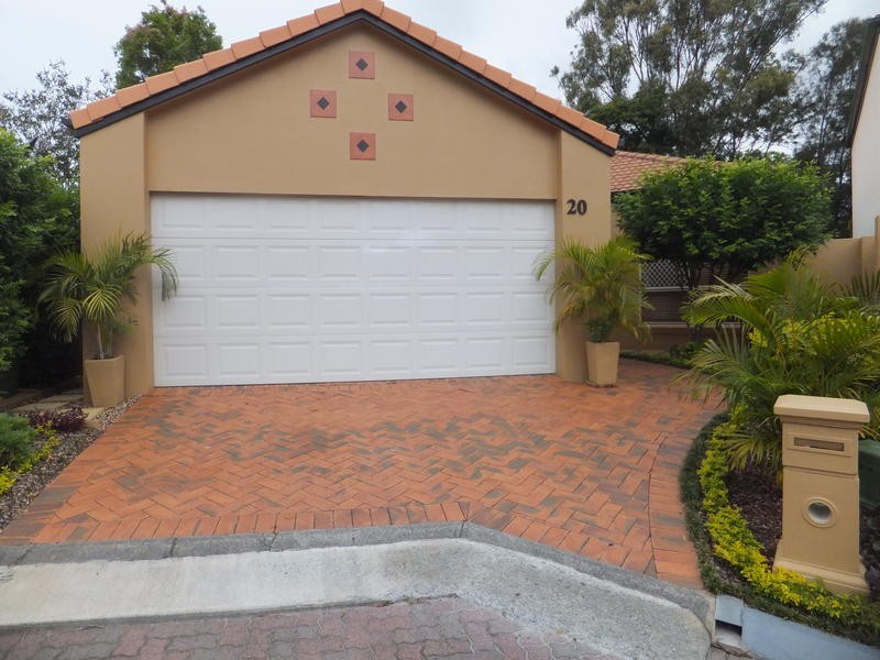 20 Highgate Lane, Robina QLD 4226