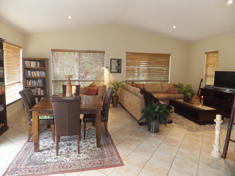 20 Highgate Lane, Robina QLD 4226