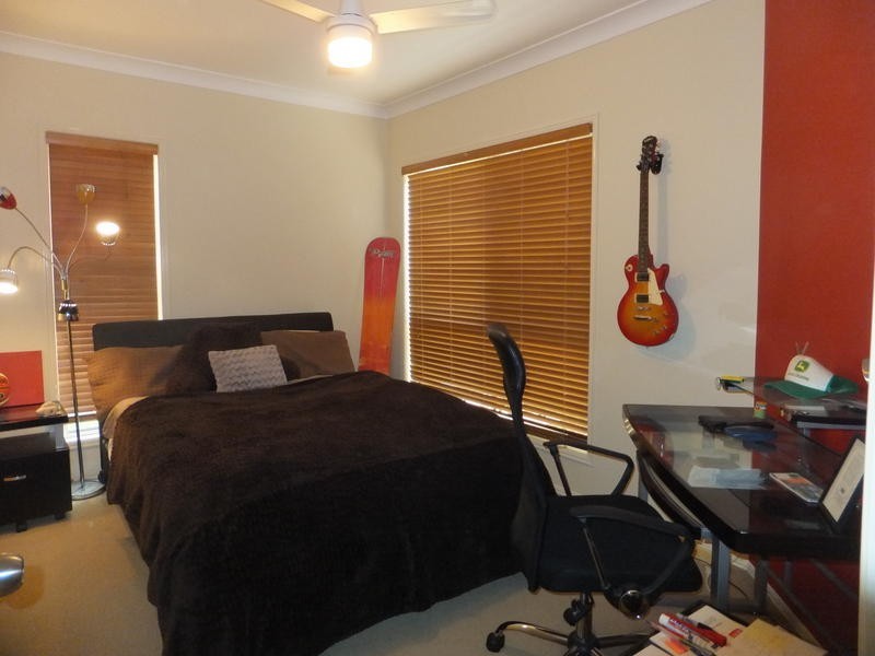 20 Highgate Lane, Robina QLD 4226