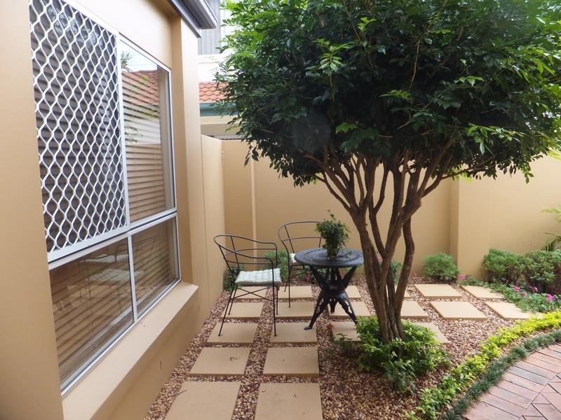 20 Highgate Lane, Robina QLD 4226