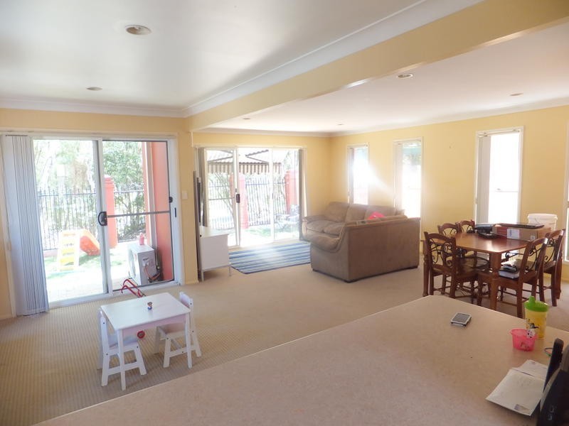 23 Highgate Lane, Robina QLD 4226