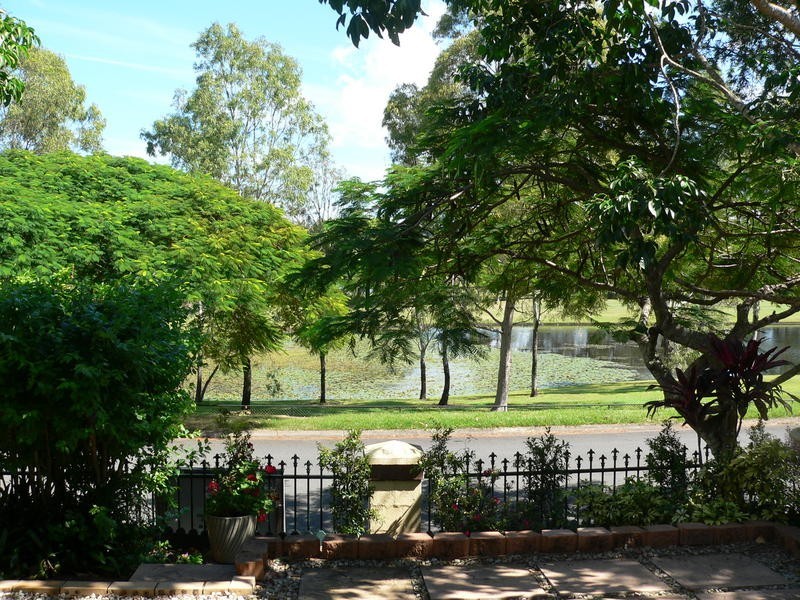 14 Hillsborough Close, Robina QLD 4226