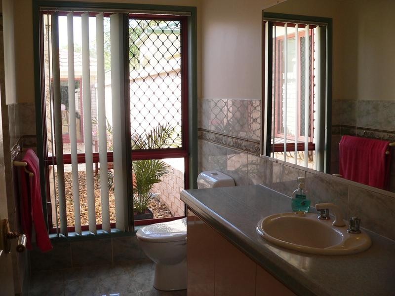 14 Hillsborough Close, Robina QLD 4226