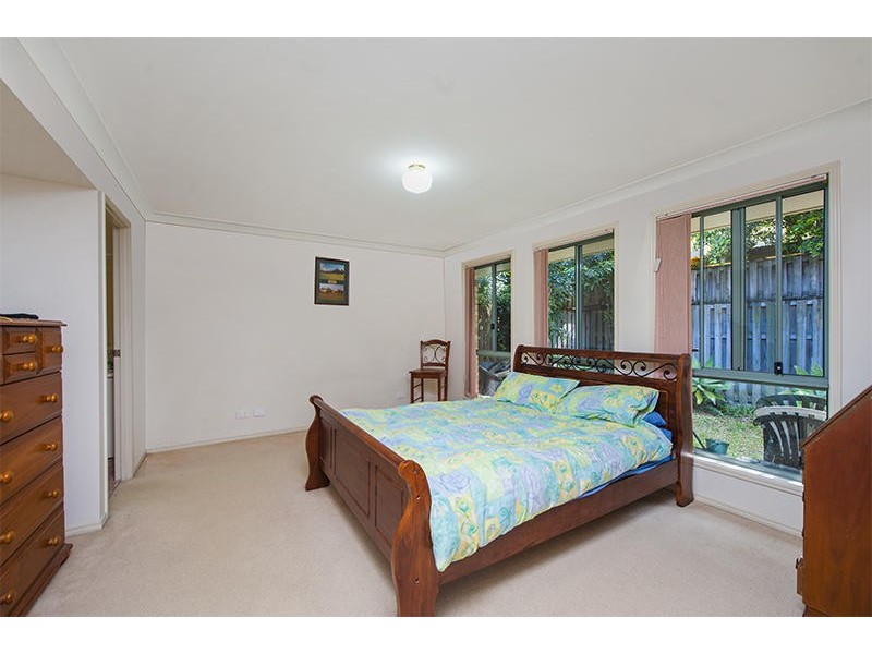 42 Hillsborough Close, Robina QLD 4226