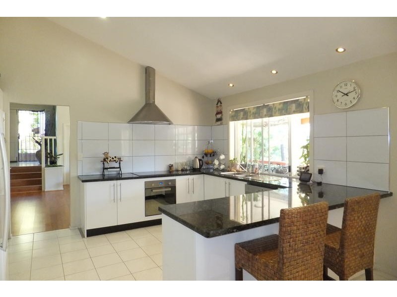 3 Hindmarsh Crt, Robina QLD 4226