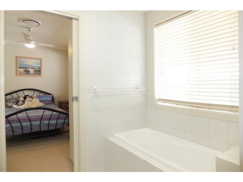 3 Hindmarsh Crt, Robina QLD 4226