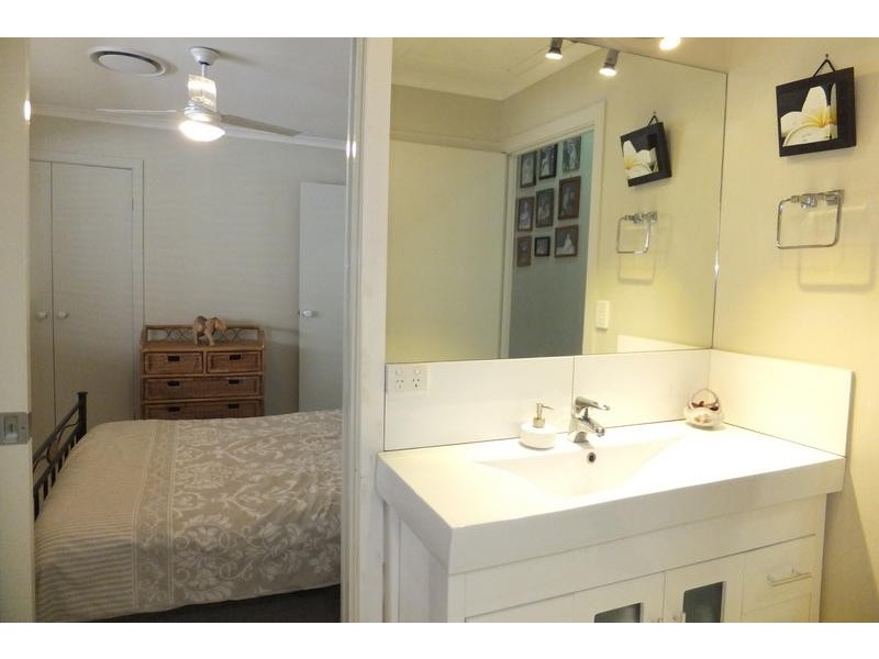 3 Hindmarsh Crt, Robina QLD 4226