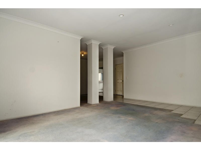 13 Ilinois Court, Varsity Lakes QLD 4227