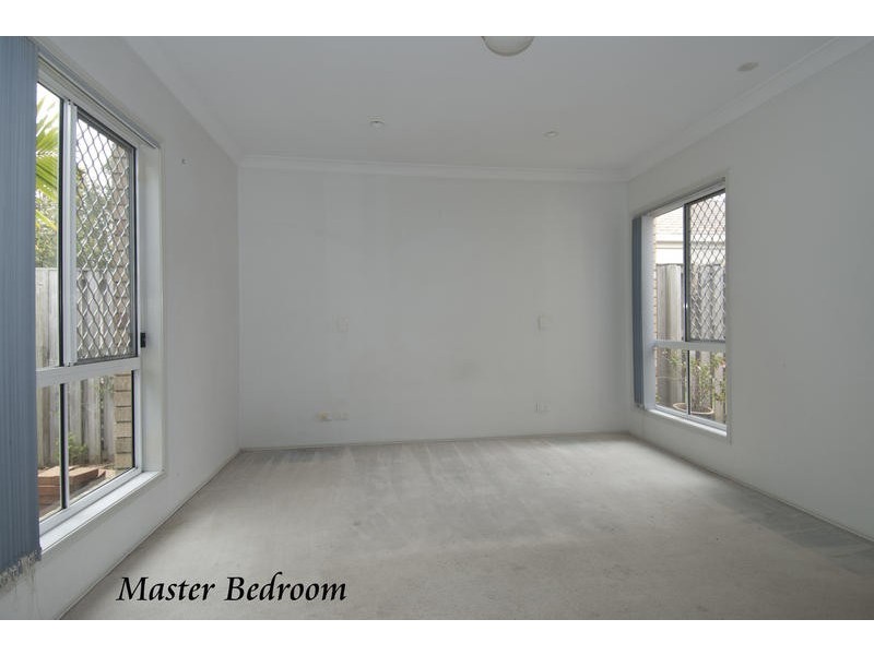 13 Ilinois Court, Varsity Lakes QLD 4227