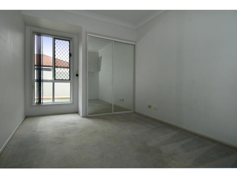 13 Ilinois Court, Varsity Lakes QLD 4227