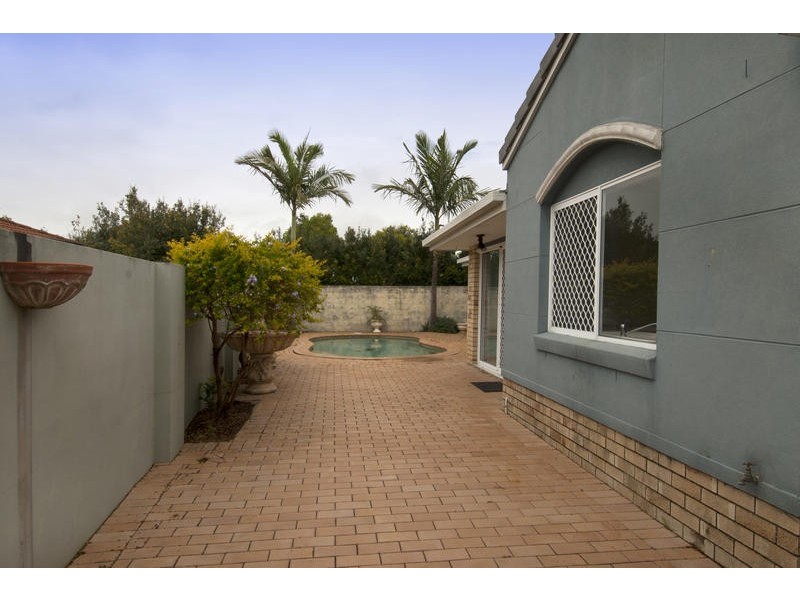 13 Ilinois Court, Varsity Lakes QLD 4227