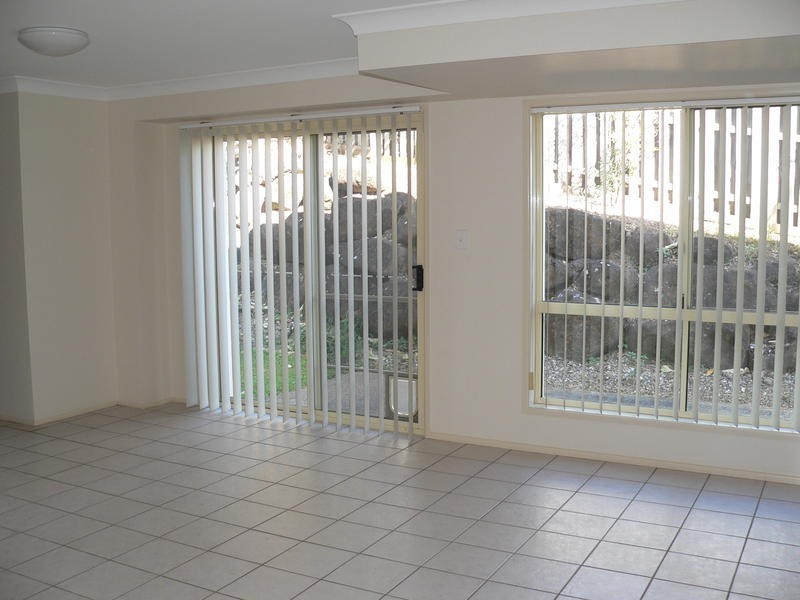 7 Ilminster Crescent, Mudgeeraba QLD 4213