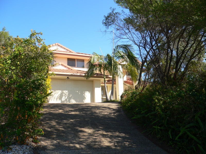 7 Ilminster Crescent, Mudgeeraba QLD 4213