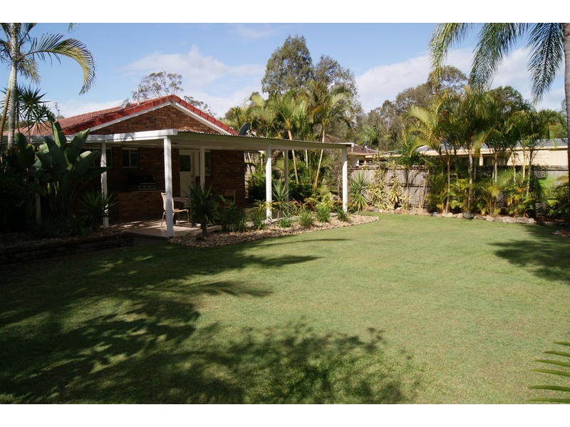 15 Jade Stone Court, Carrara QLD 4211