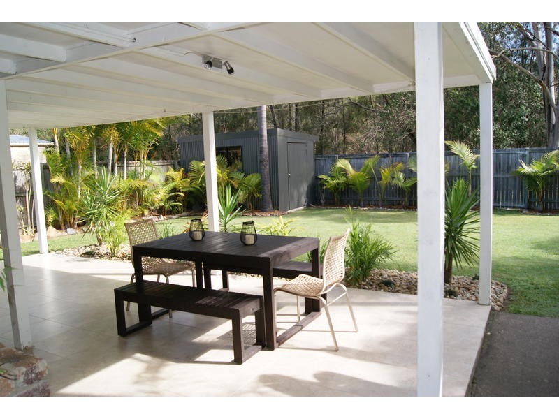 15 Jade Stone Court, Carrara QLD 4211